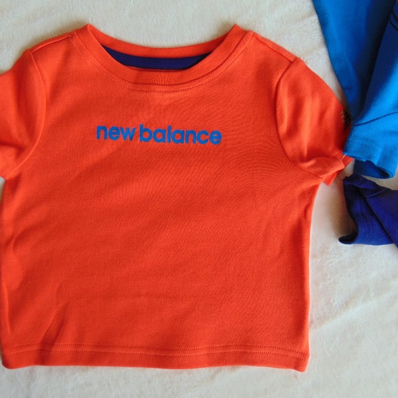 New Balance Pack of 3 Shirts New with Tags - Picture 3 of 4